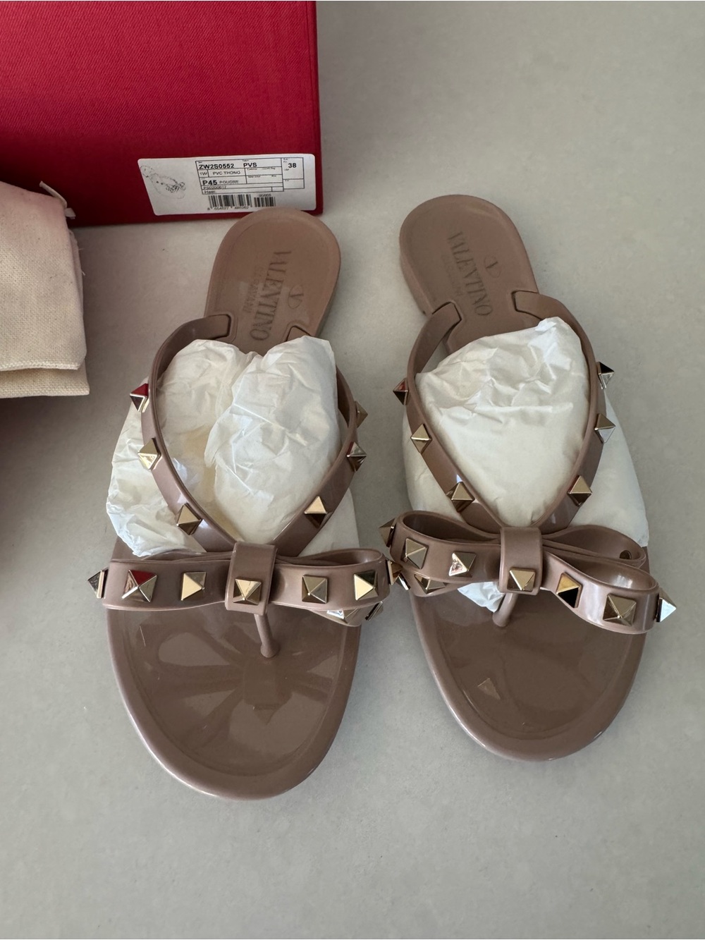 NEW Valentino Nude Rockstud Bow Slide Sandals